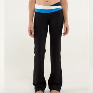 Lululemon Astro Flare Pant 35”